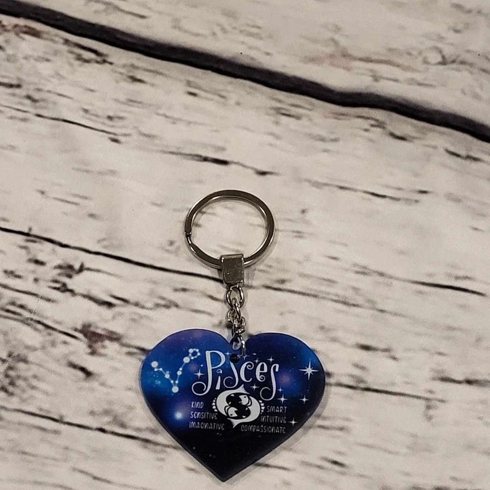 New Zodiac Universe Blue Heart Pisces Keychain - Picture 5 of 7